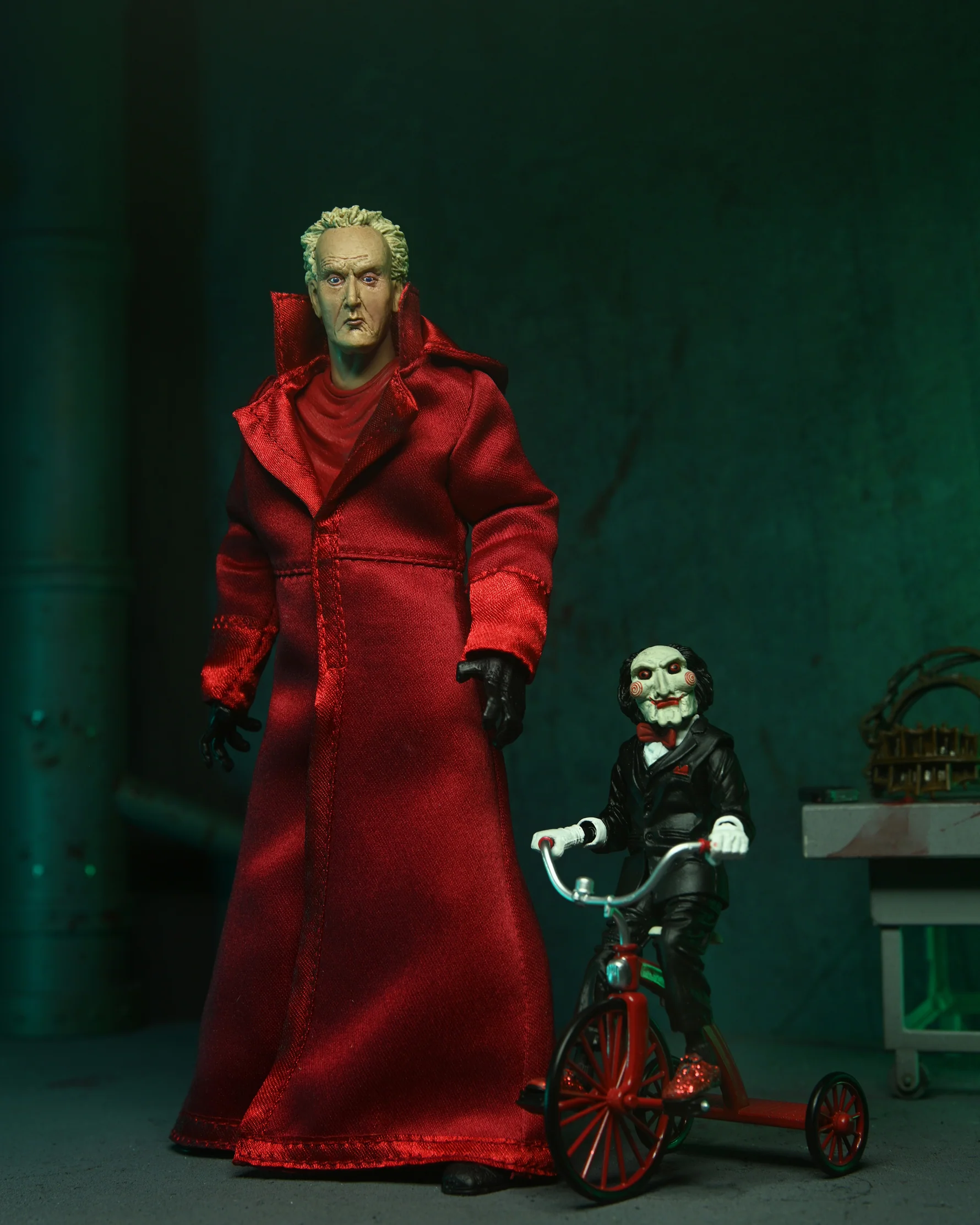 SAW (Franchise) – Ultimate Jigsaw Killer 7”(Red Robe) - Imagen 2