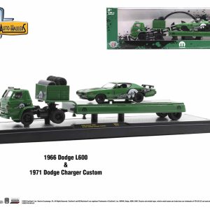 Dodge L600 & 1971 Dodge Charger Custom